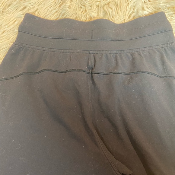 Lululemon: ready to run 7/8 jogger (black) SIZE 2 - Picture 8 of 11